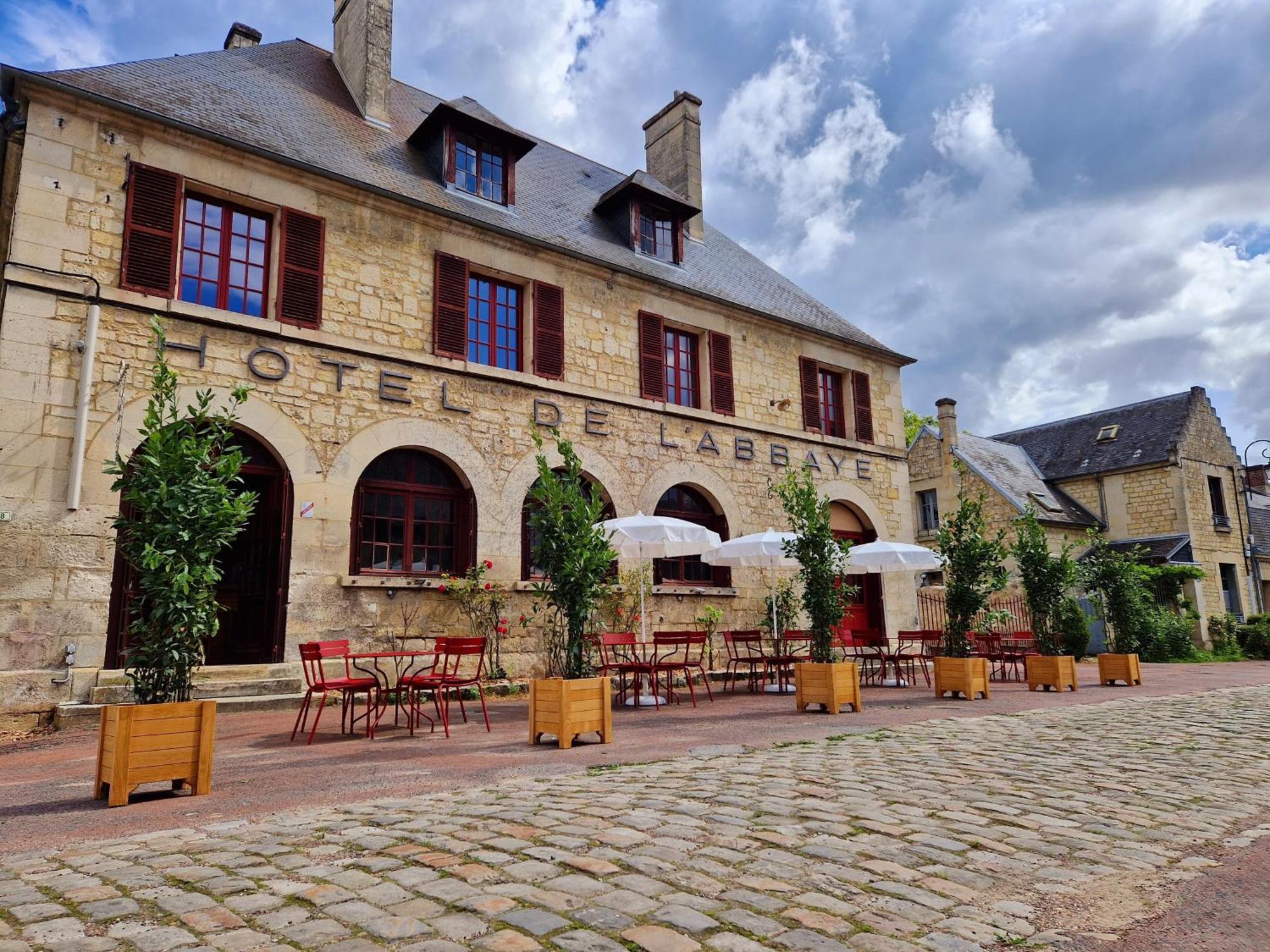 Hotel De L'Abbaye De Longpont Exterior foto